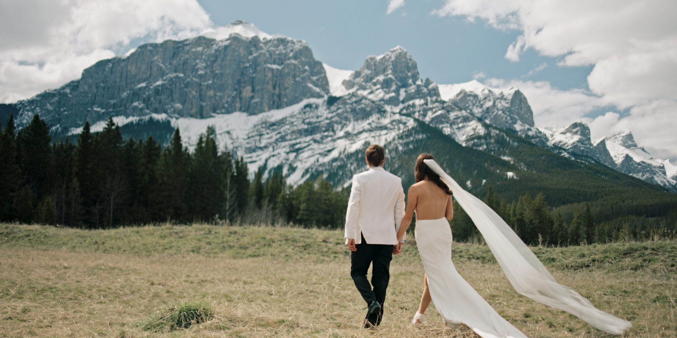 Canmore wedding videographer filming the wedding of Helene & Torben